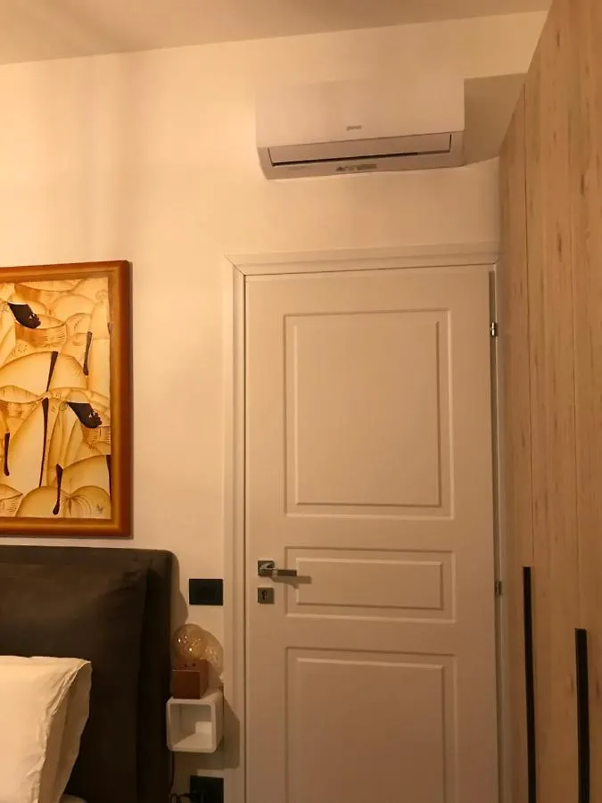 بيت ضيافة Mc Fly Rooms Malpensa Airport غالاّراتي